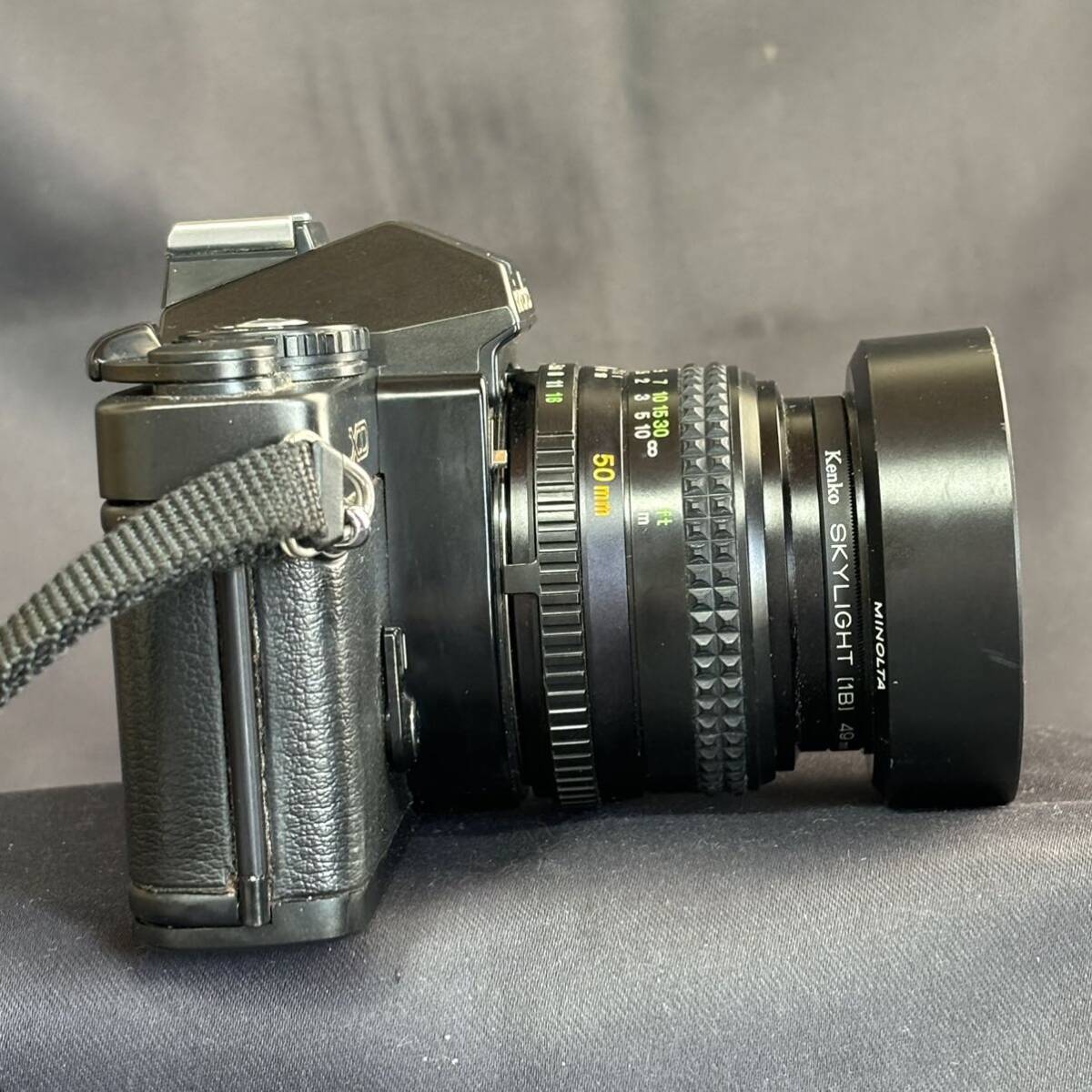MINOLTA ミノルタ XD 一眼レフ フィルムカメラ/カメラレンズ MINOLTA MD ROKKOR 50mm 1:1.4 フード付 ボディ ブラック 空シャッターOKの画像5