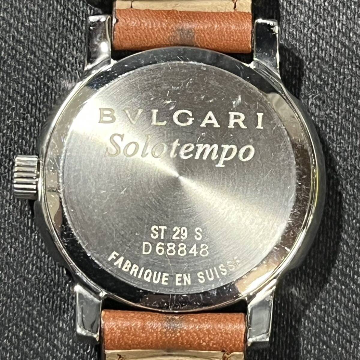 BVLGARI ブルガリ Solotempo ソロテンポ ST29S レディース腕時計 クォーツ デイト サーモンピンク×シルバー 純正革ベルト 動作未チェック_画像4