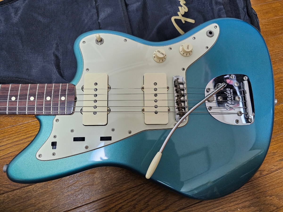 Fender　jazz master エレキギター　ケース付き_画像4