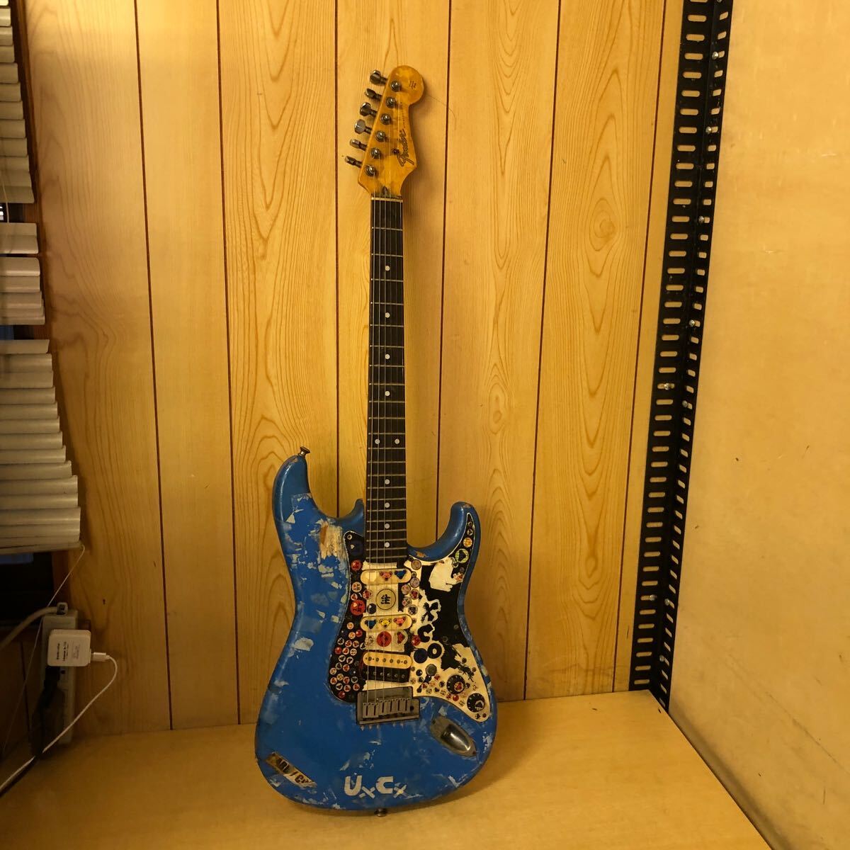 「9」　Fender エレキギター 現状品_画像1