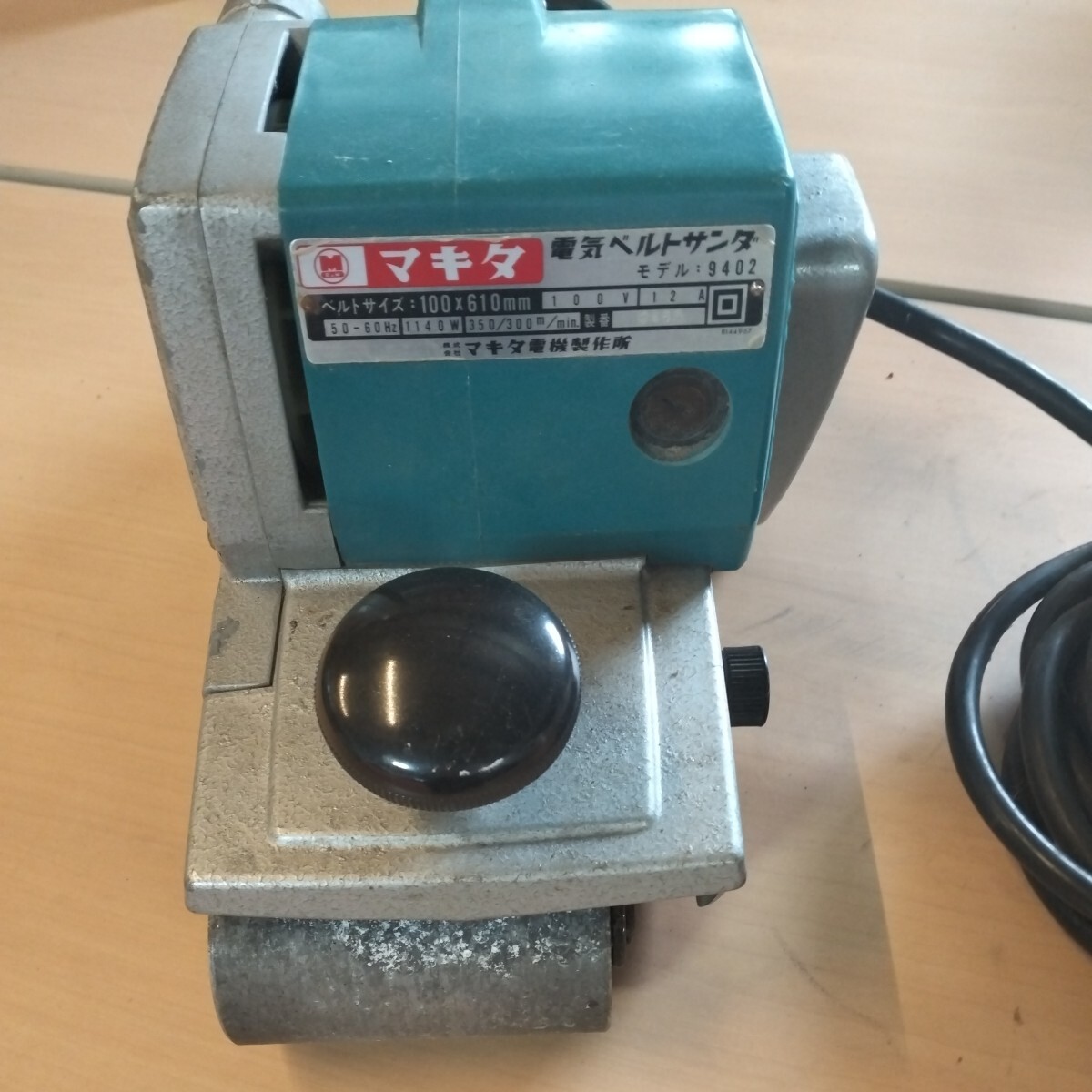 makita 電気ベルトサンダ 9402 ITY3ZU4M5HPSの画像1