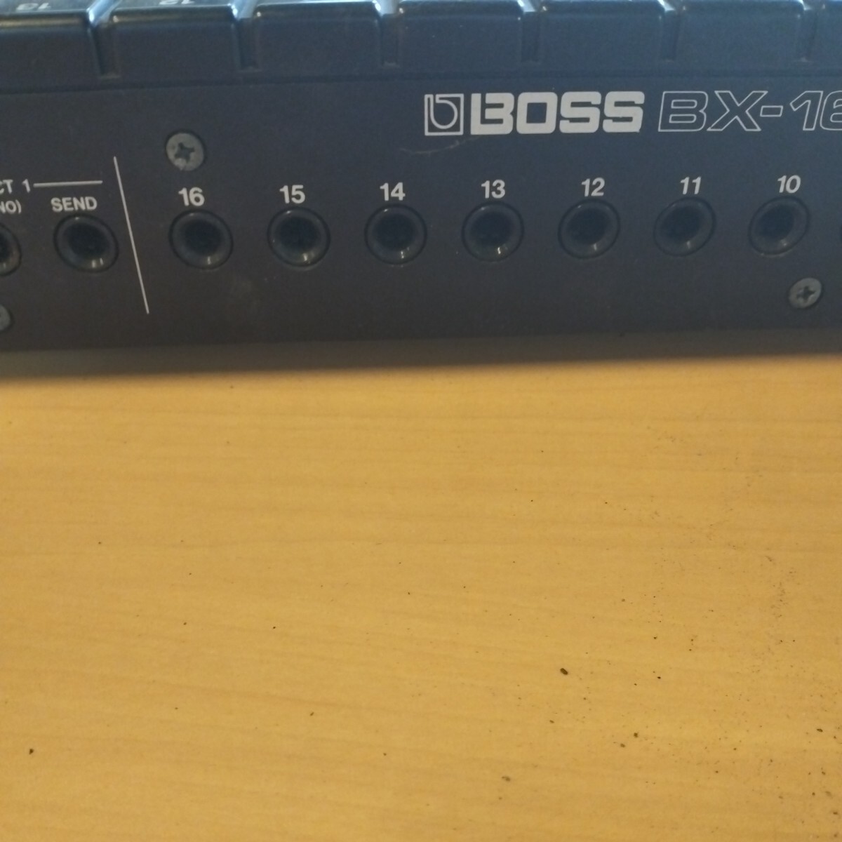  Boss mixer BOSS BX-16