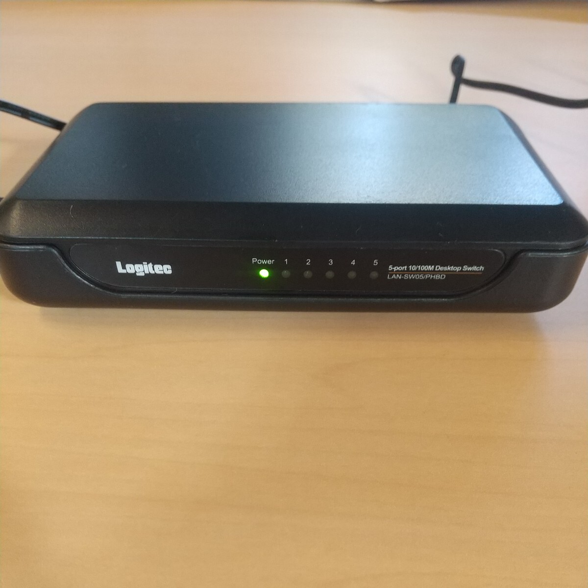 Logitec 5Port100BASE-TX スイッチハブ LAN-SW05/PHBD 通電確認済_画像2