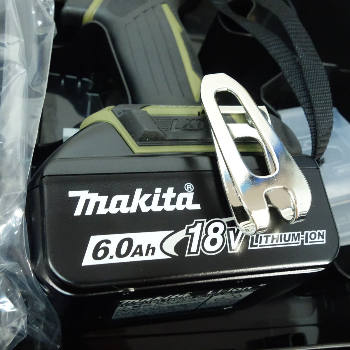 104s【未使用】makita/マキタ 18V 充電式インパクトドライバ TD173D オリーブ バッテリー、充電器セット_画像5