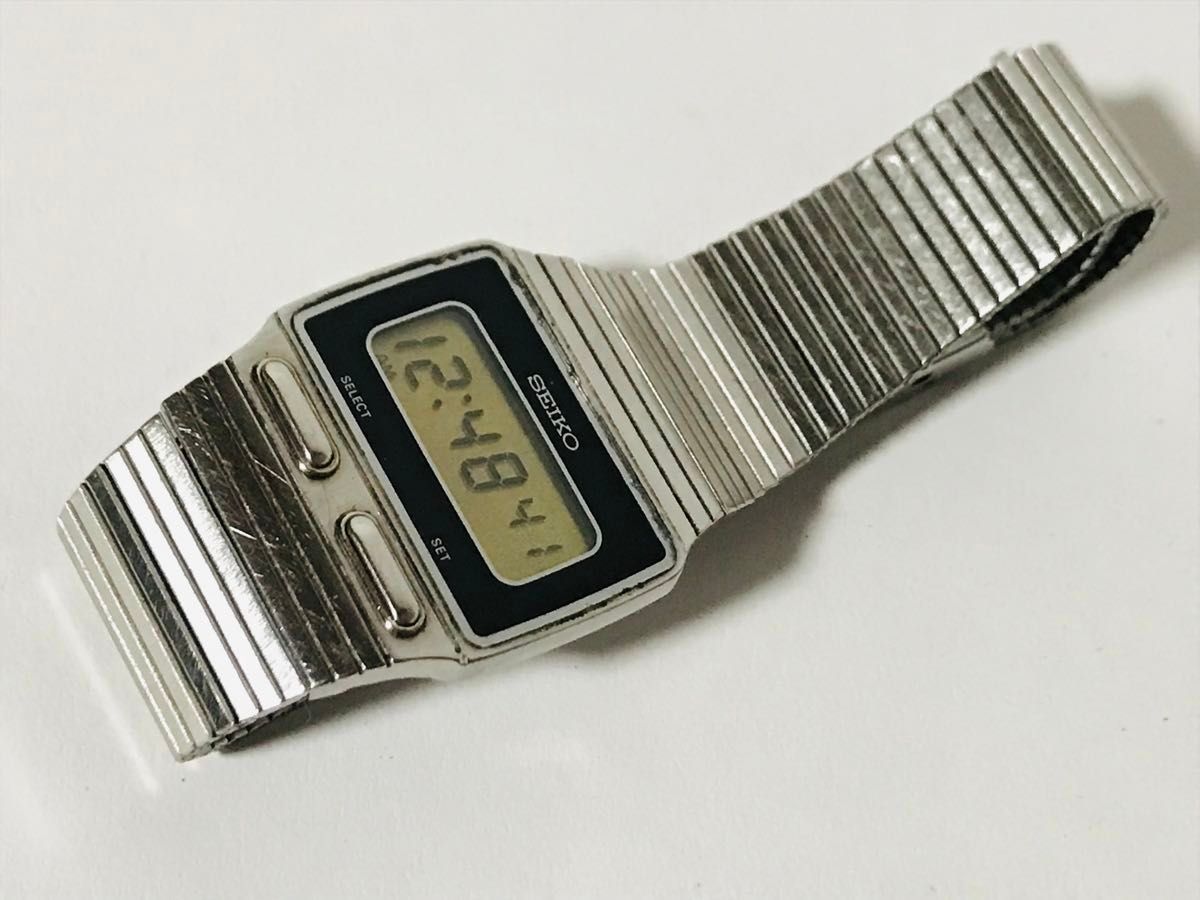 希少品 SEIKO F231-4010 セイコー 腕時計 デジタルウォッチ 稼働品 ジャンク
