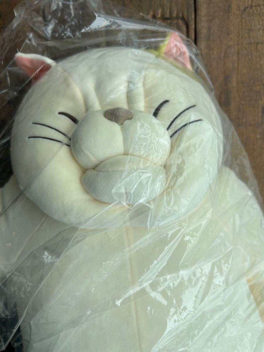 ジブリパーク限定 猫の恩返し　耳をすませば　ムタさん　特大ぬいぐるみ　新品未使用 ぬいぐるみ