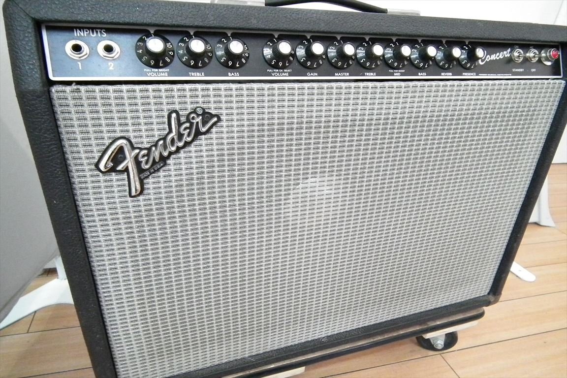 ☆ Fender フェンダー concert ギーターアンプ 中古 現状品 240407Y3191の画像4