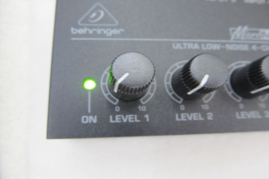 V BEHRINGER Behringer MX400 mixer sound out verification settled used 240407R6129