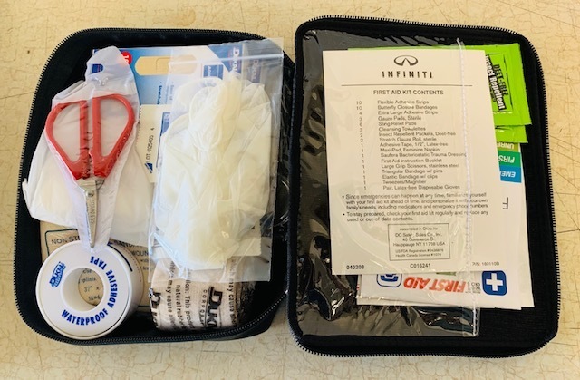 * genuine products * Nissan M Infinity Nissan Skyline Fuga Cima first aid kit first-aid kit USDM American specification (M box )