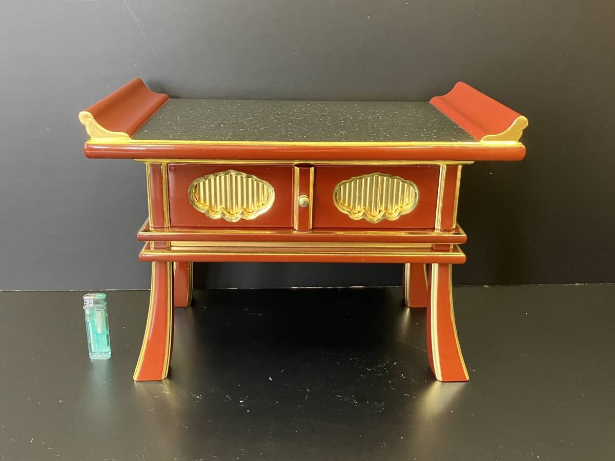 寺院仏具】幅60センチ 朱塗り オリジナル椅子式曲録(曲禄) (受注 寺院仏具】幅60センチ 朱塗り オリジナル椅子式曲録(曲禄) (受注