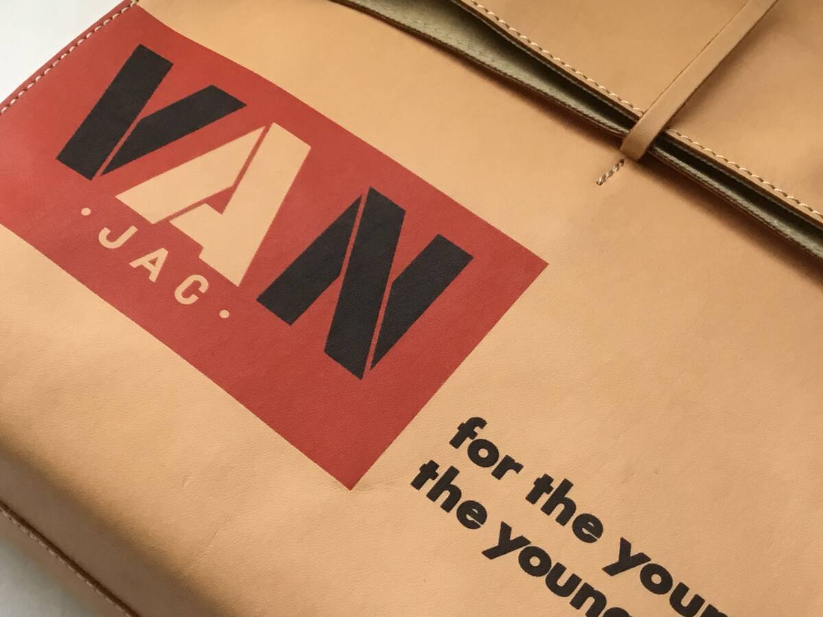 天然ヌメ革使用!VAN JAC ヴァンヂャケット レザークラッチ 天然ヌメ革使用!VAN JAC ヴァンヂャケット レザークラッチ