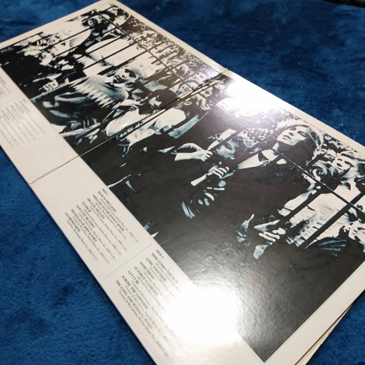 レコード THE BEATLES 1967-1970 2枚組 ザ・ビートルズ SKBO-3404 洋楽_画像3