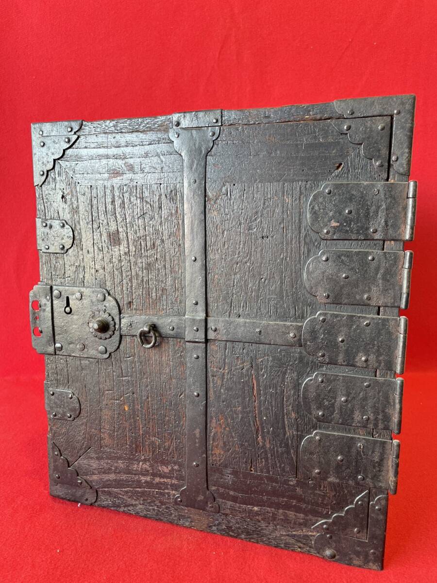 .M188 времена Edo времена судно сейф дзельква материал судно комод антиквариат -слойный толщина дверь времена мебель античный трудно найти редкий товар 120 размер соответствует 