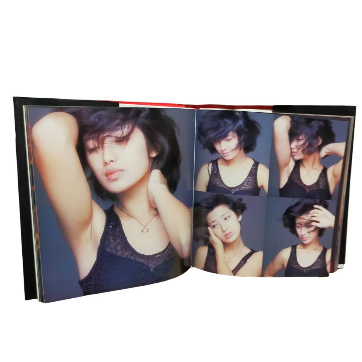 ◇中古品◇山口百恵 写真集 『 百恵 』 篠山紀信 昭和55年発行 ◇中古品◇山口百恵 写真集 『 百恵 』 篠山紀信 昭和55年発行