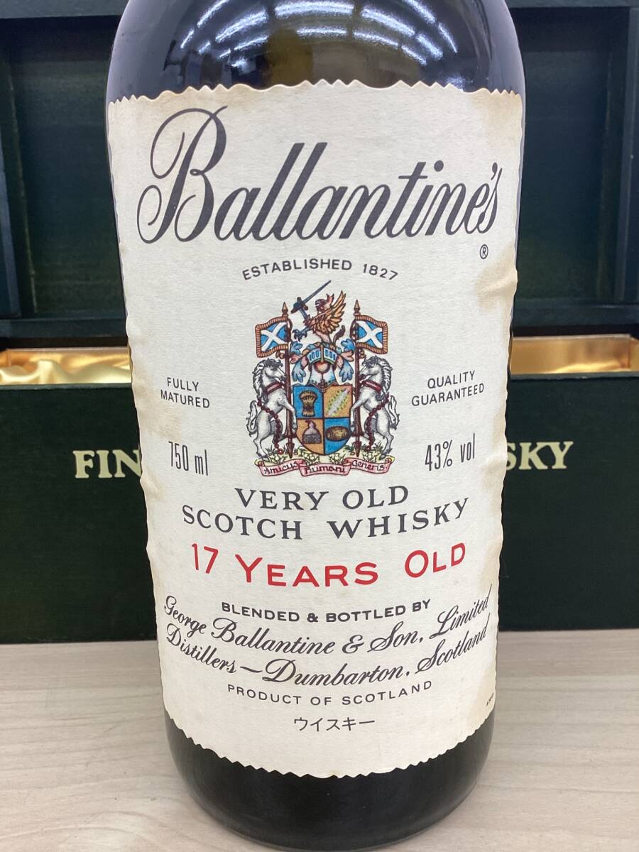 [ not yet . plug ] Ballantine*s aspidistra Thai n17 year blue blue flag Berry Old 750ml 43 times Scotch whisky kyZ8569K