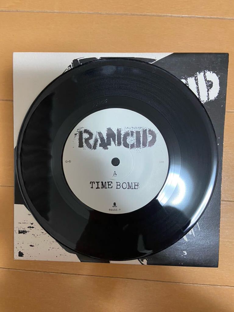 ☆激レア幻入手困難7inchオリジナル最高傑作 RANCID『TIME BOMB』NOFX EPITAPH GREEN DAY SUPREME beastie boys HI STANDARD ロンナイ☆の画像3