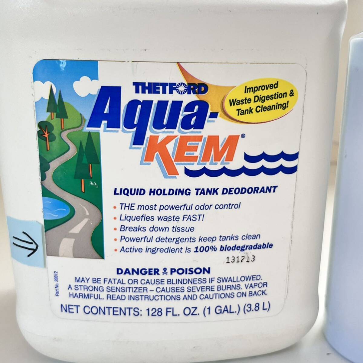  контейнер включая 2.4kg THETFORD комплект Ford туалет бак для дезодорант AquaKEM aqua kem голубой кемпер портативный кассета туалет ..