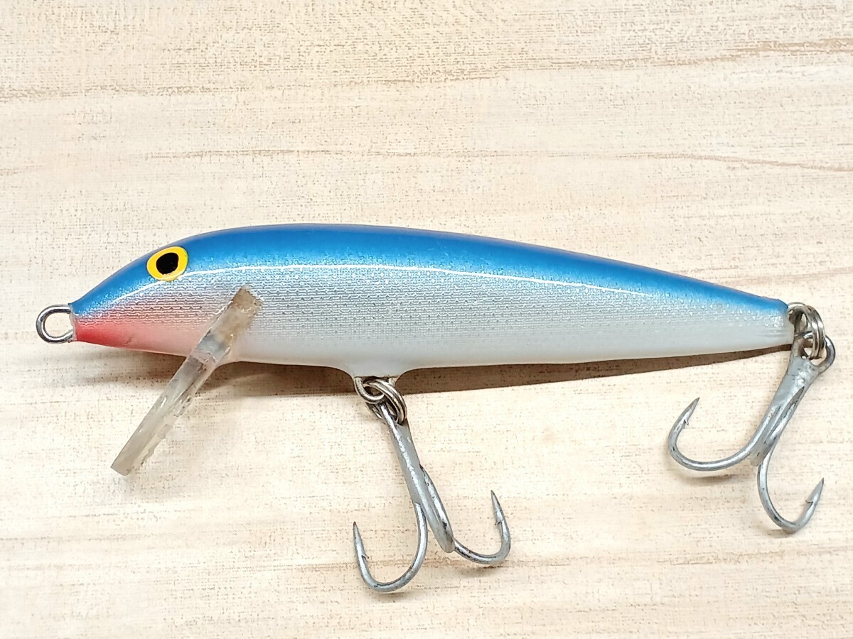 ラパラ カウントダウンCD-9 12g RAPALA B シーバスフィッシング バス釣り ライトソルト トラウト シンキング ウッドプラグ 中古ルアーの画像1