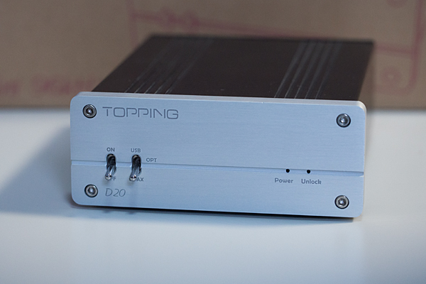 TOPPING D20 USB-DAC origin box attaching 