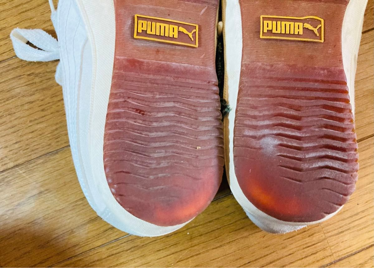 PUMA スニーカー　中古品