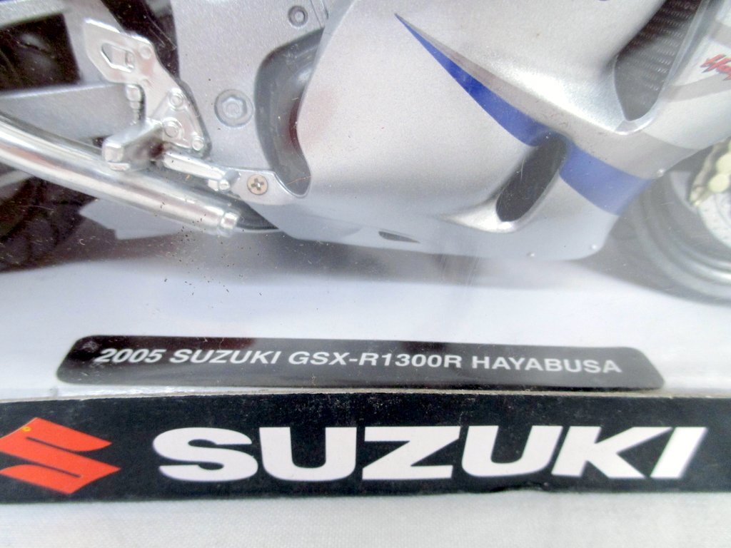 デッドストック 未開封 スズキ 2005 SUZUKI GSX-R1300R HAYABUSA 1/12 ハヤブサ 隼 バイク オートバイ ダイキャストの画像2