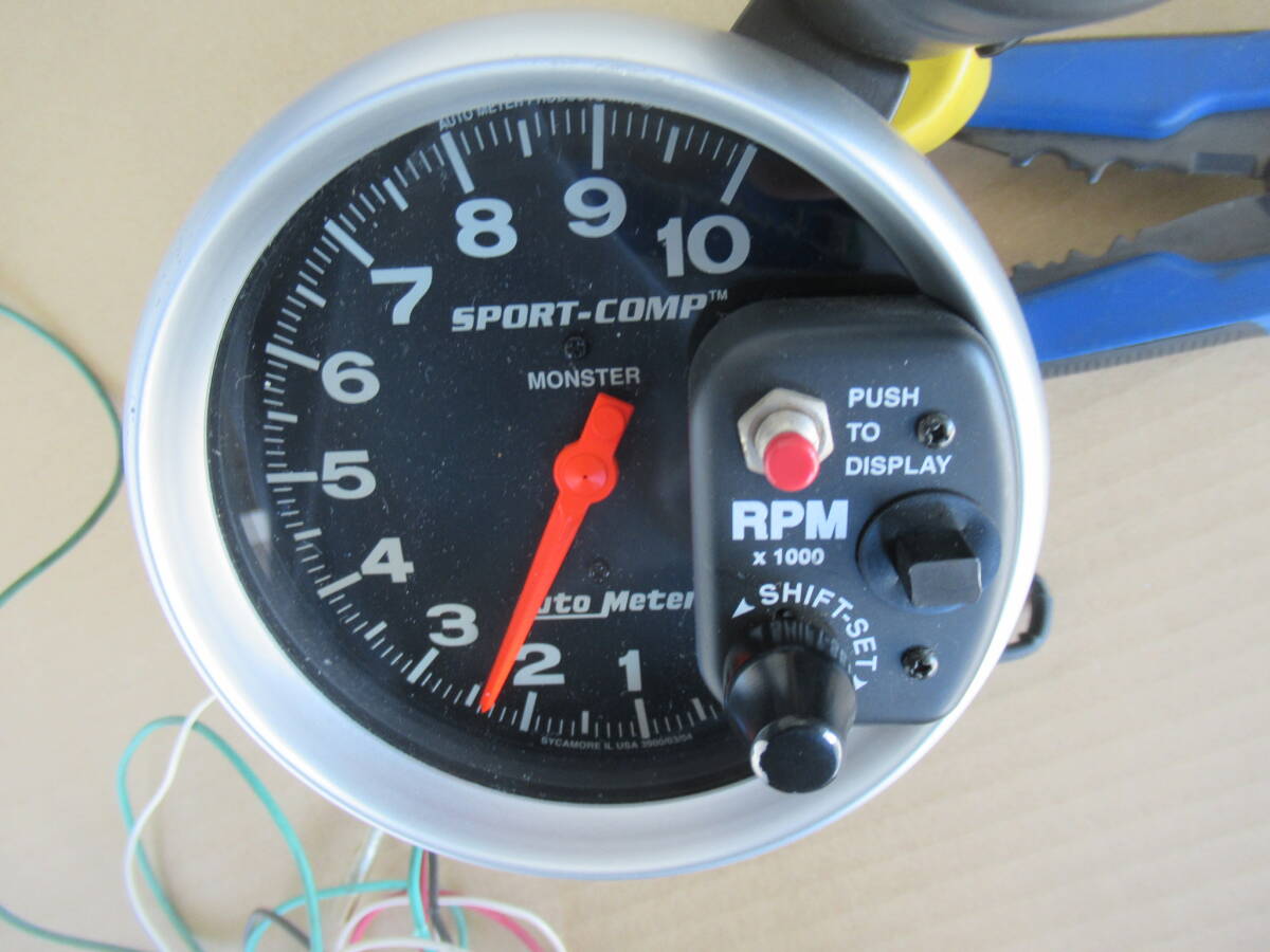  auto meter tachometer Monstar secondhand goods out of print goods 10000rpm Auto Meter SPORT-COMP MONSTER operation OK goods old car AE86 510bru Sunny 