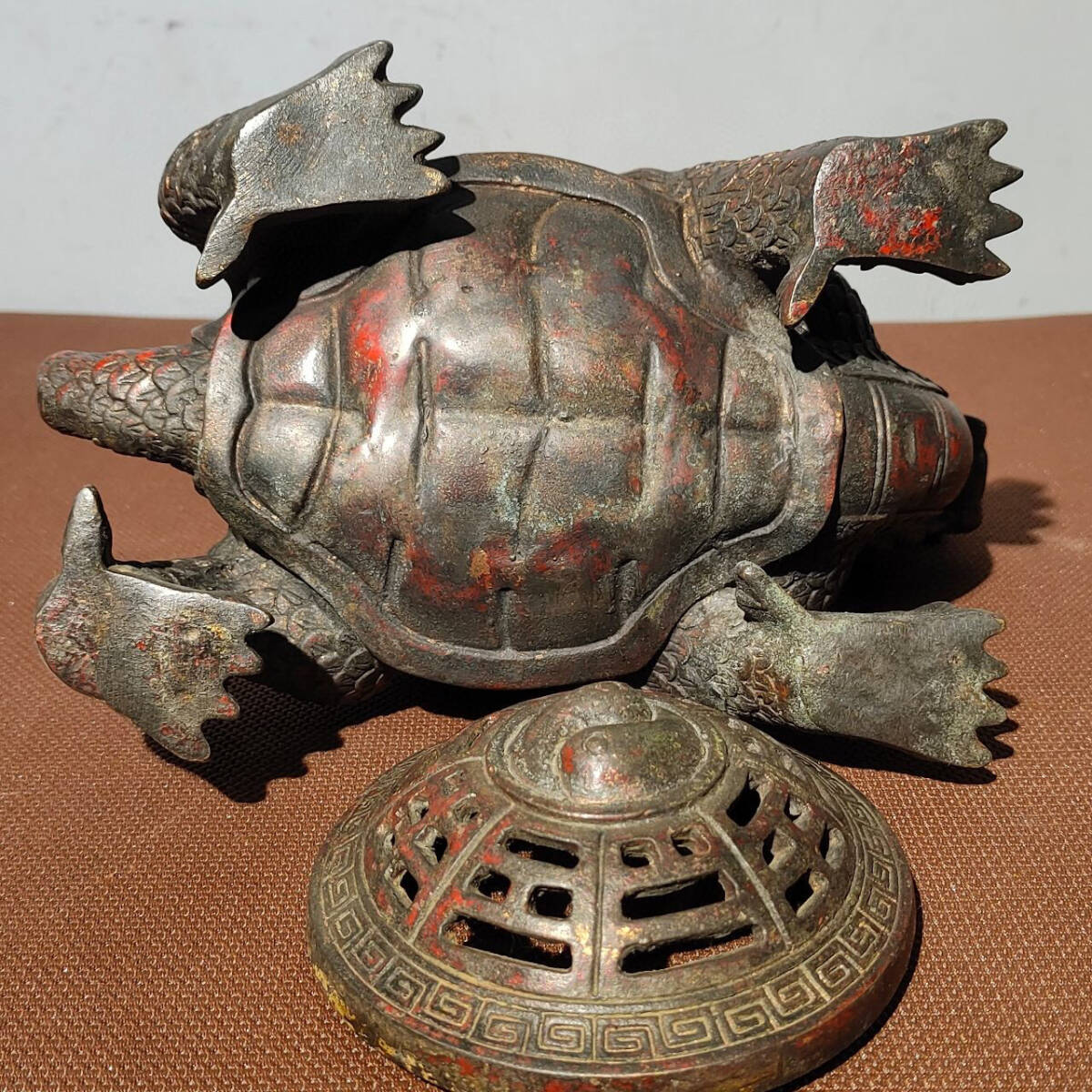 10325円 【超珍館蔵】銅製 泥金 八卦龍龜熏香炉 置物 古賞物 古 10325円 【超珍館蔵】銅製 泥金 八卦龍龜熏香炉 置物 古賞物 古