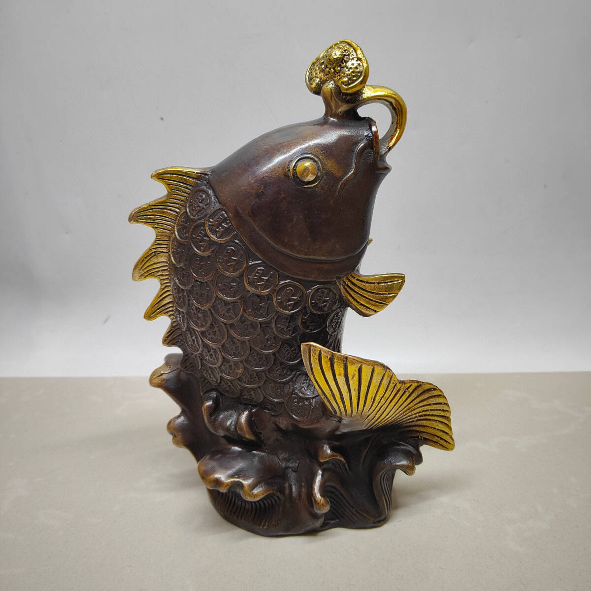 超珍館蔵】黄銅製 塗金 魚如意 置物 古賞物 古美術 超珍館蔵】黄銅製 塗金 魚如意 置物 古賞物 古美術