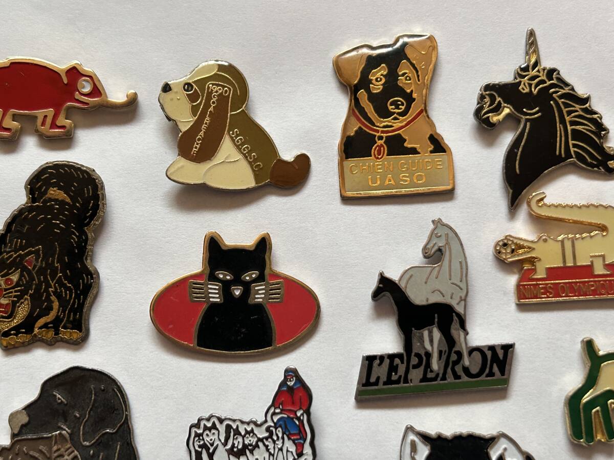  France miscellaneous goods * pin z pin badge animal * character 30 piece set *