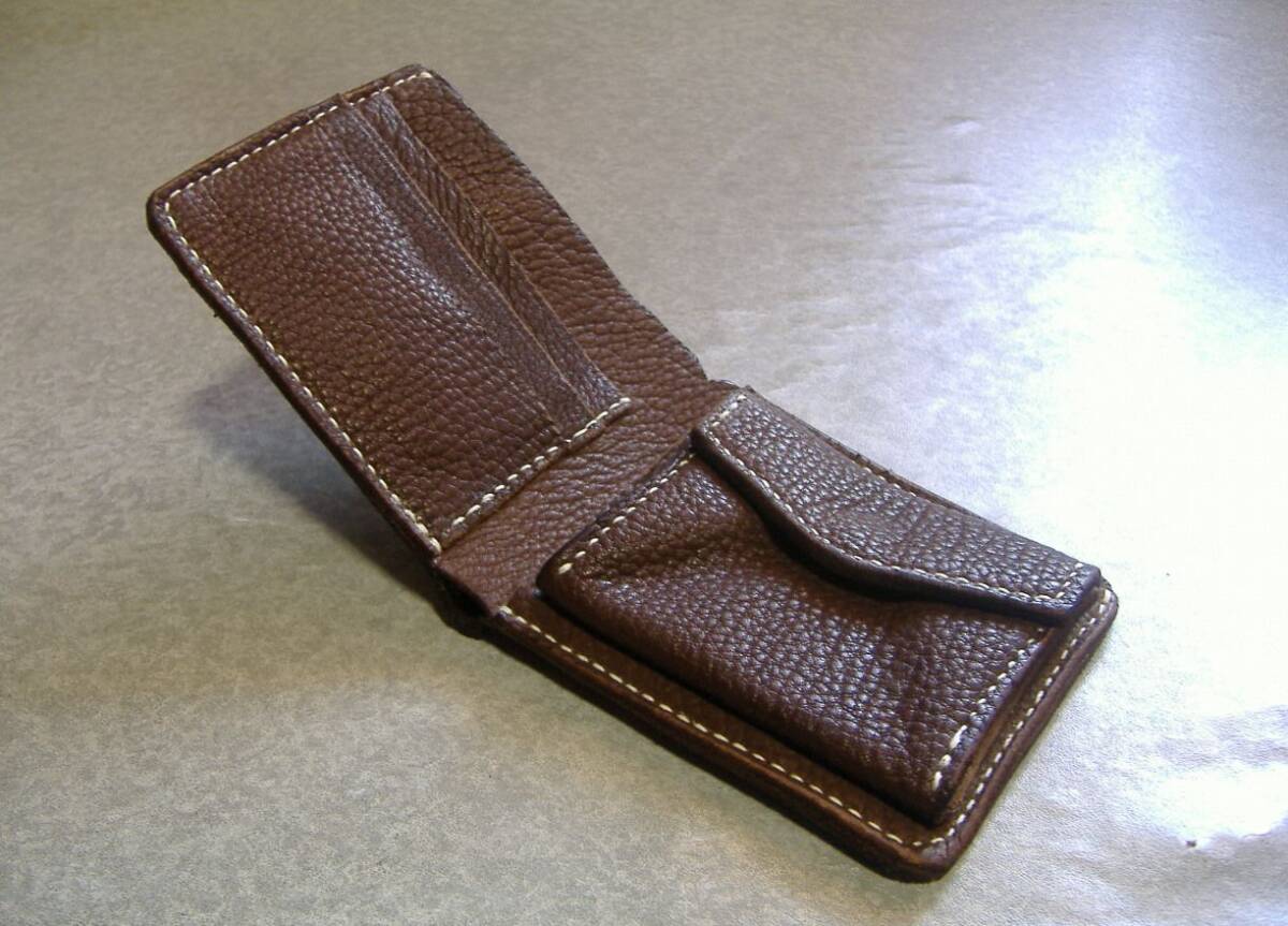 手縫いクロム革二つ折り財布柔革茶検索ハンドメイド_内側に少しスレ、小キズ、シミがあります。
