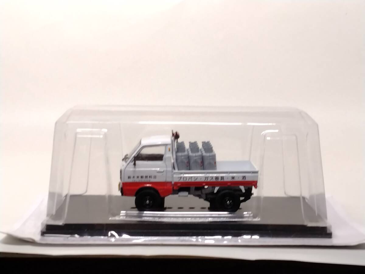 ◆08 アシェット 定期購読 懐かしの商用車コレクション 1/43 vol.8 スズキ キャリイ ST30型 Suzuki Carry (プロパンガス配達仕様) 1979_画像3