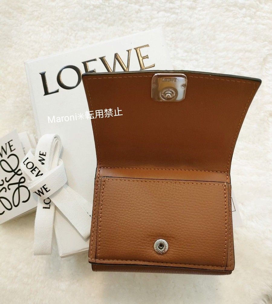 LOEWE ロエベ　アナグラム　トライフォールド　ウォレット　タン☆美品