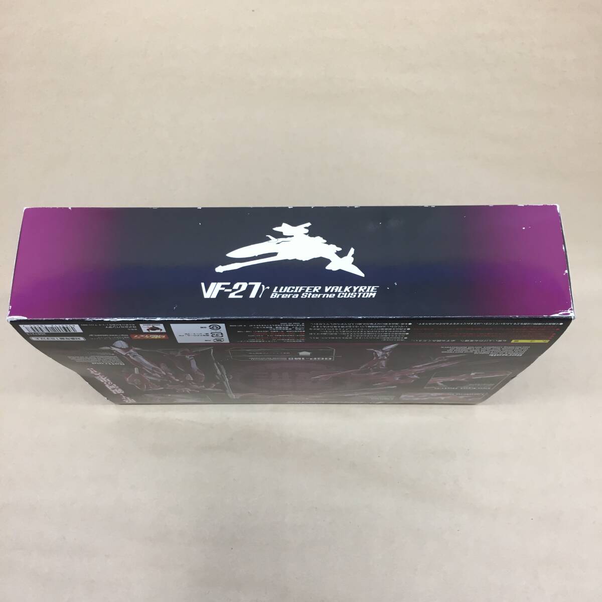 △【T122】ジャンク品 バンダイ『マクロスF　DX超合金 VF-27γ ルシファーバルキリー(ブレラ・スターン機)　GE-49』△_画像9