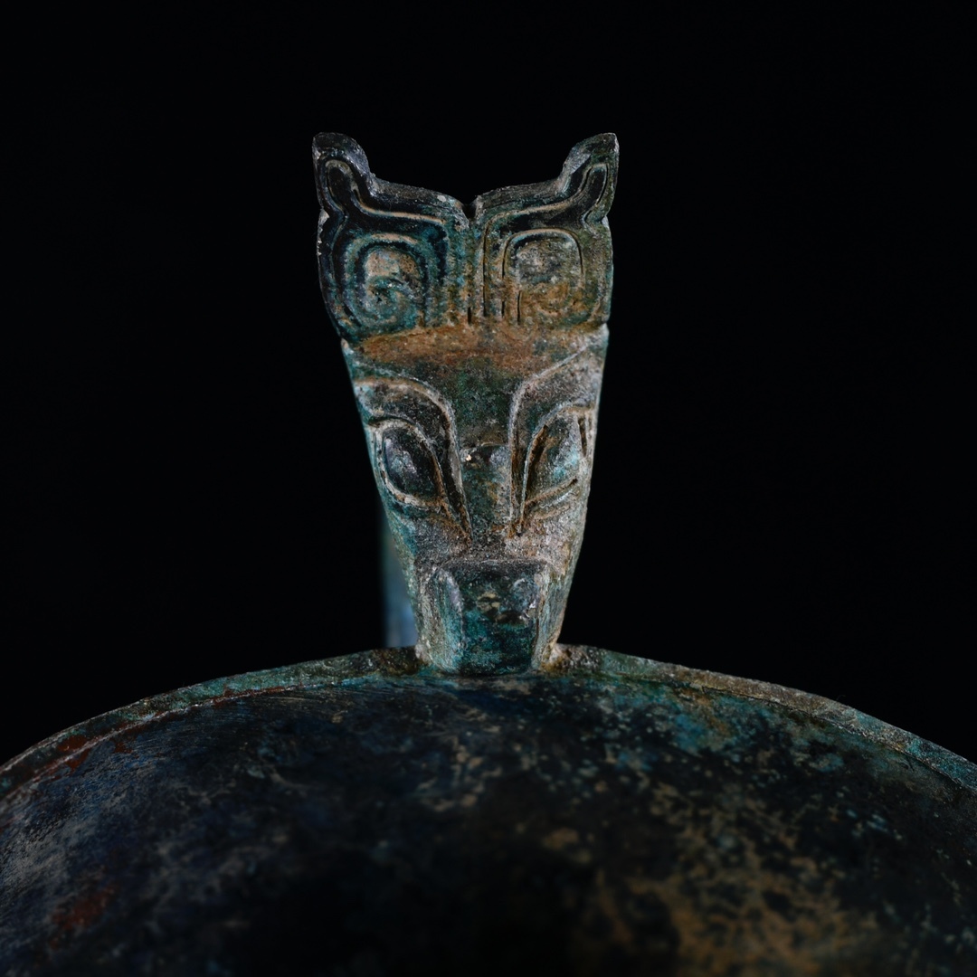旧藏 青銅器 中国の西周時代の青銅瓢です 礼器です 時代物 中國 旧藏 青銅器 中国の西周時代の青銅瓢です 礼器です 時代物 中國