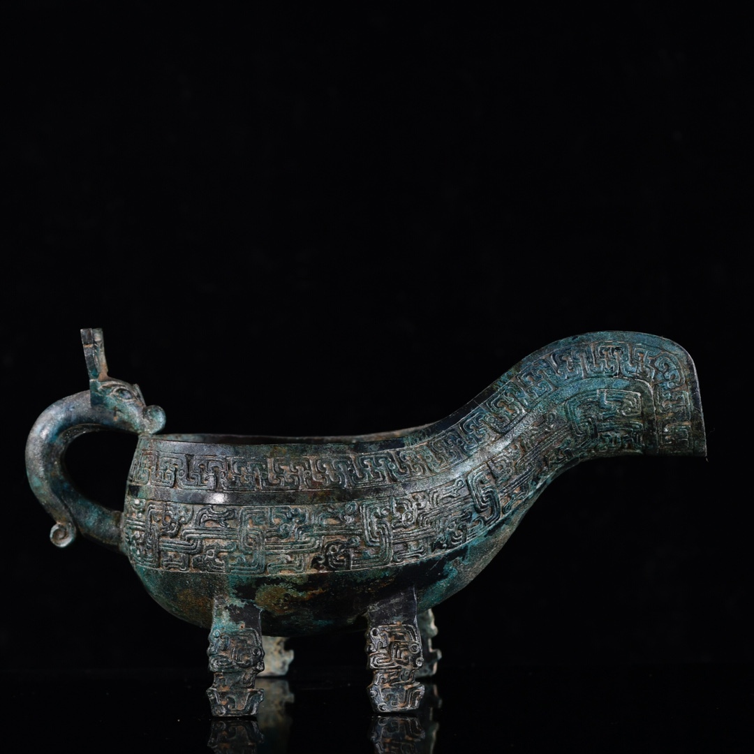 旧藏 青銅器 中国の西周時代の青銅瓢です 礼器です 時代物 中國 旧藏 青銅器 中国の西周時代の青銅瓢です 礼器です 時代物 中國