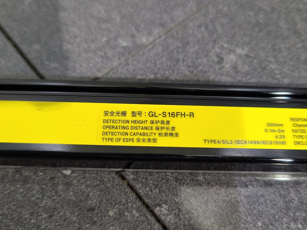 【中古動作品】管1B115 KEYENCE キーエンス　セーフティカーテン　フラットタイプ　16光軸　GL-S16FH-R _画像6