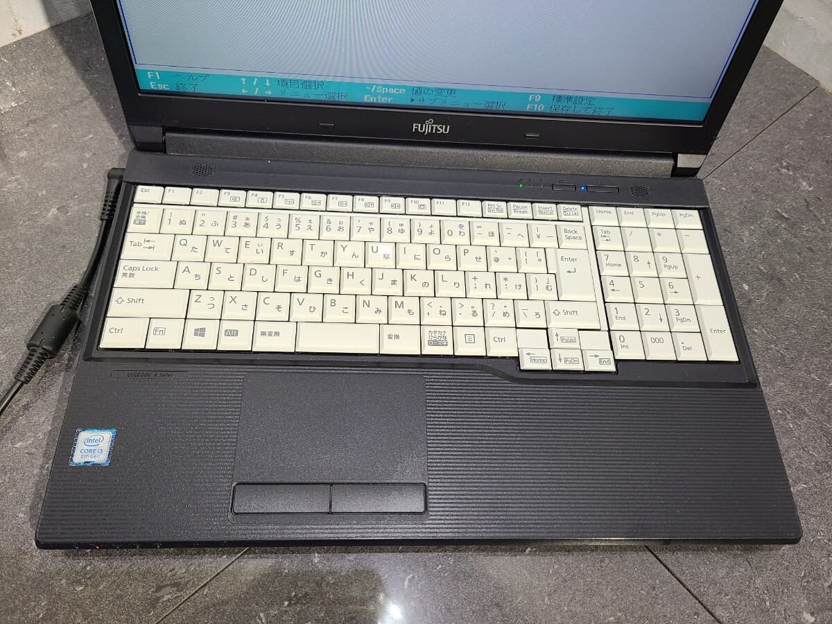 【現状品】管1B167 FUJITSU LIFEBOOK A748/TX FMVA3101CP CPU core i3-8130U Bios起動OK HDD無し、メモリー8GB、バッテリー有り_画像3