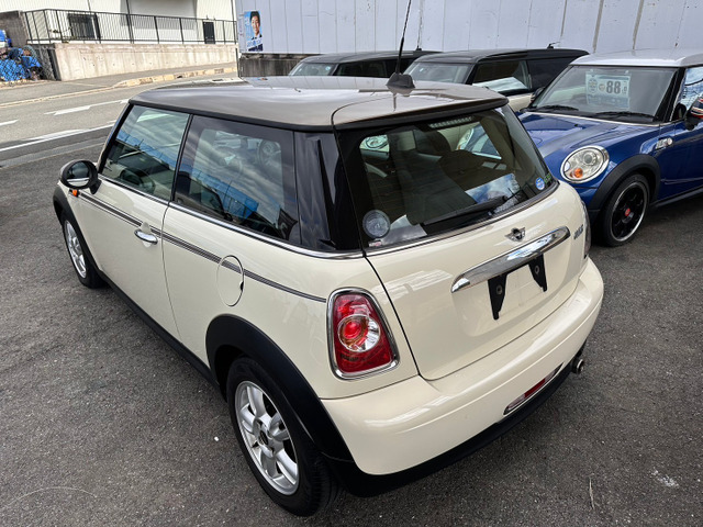 【諸費用コミ】:【MINI専門店】2013年 BMW MINI ミニ クーパー 【大阪 中古車 関西発】後期型 ETC付 ハーフレザーシート_画像の続きは「車両情報」からチェック