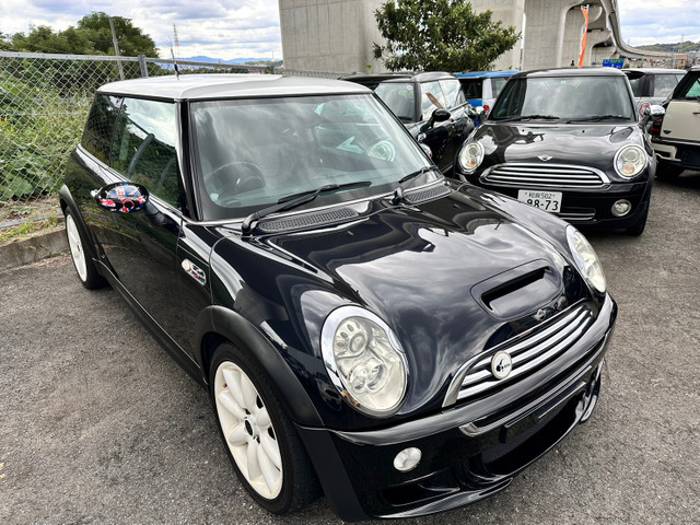 【諸費用コミ】:【MINI専門店】2007年 BMW MINI ミニ クーパー S【大阪 中古車 関西発】 車検整備付き 正規ディーラー車_画像の続きは「車両情報」からチェック