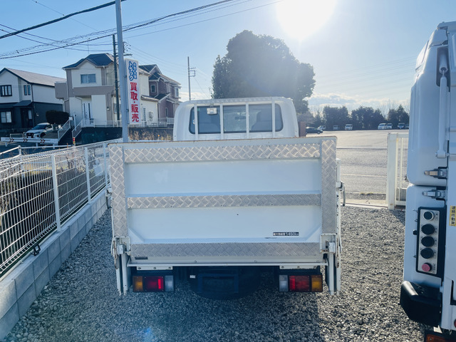 平成28年 いすゞ エルフ 2.0 ダブルキャブ フラットロー マツダ タイタンパワーゲート付_画像の続きは「車両情報」からチェック