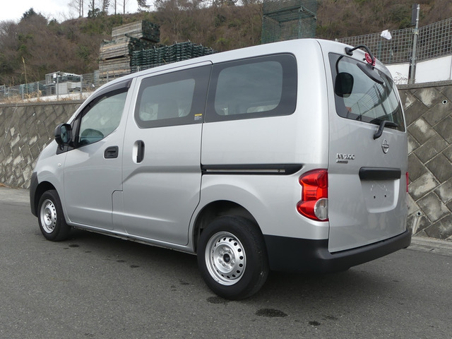 【諸費用コミ】返金保証付:令和4年 日産 NV200バネットバン 1.6 DX 積載650kg オートマ ETC ドラレコ 走行39,756km_画像の続きは「車両情報」からチェック