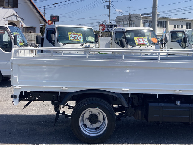 【車卸値センター】デュトロ 平ボディ 積載2000kg 4ナンバーサイズ 5トン未満免許対応 荷台内寸:161×311_画像の続きは「車両情報」からチェック