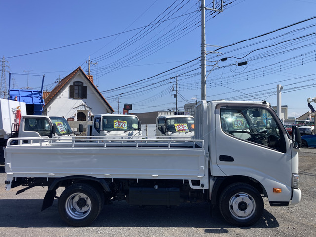 【車卸値センター】デュトロ 平ボディ 積載2000kg 4ナンバーサイズ 5トン未満免許対応 荷台内寸:161×311_画像の続きは「車両情報」からチェック