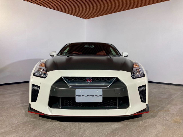 ★日産 GT-R プレミアムエディション 29年 車検R8/3 R35 走行1万km台 4WD nismoスポーツ 中古車 九州 福岡 糸島_画像の続きは「車両情報」からチェック