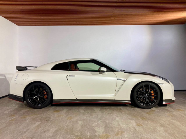 ★日産 GT-R プレミアムエディション 29年 車検R8/3 R35 走行1万km台 4WD nismoスポーツ 中古車 九州 福岡 糸島_画像の続きは「車両情報」からチェック