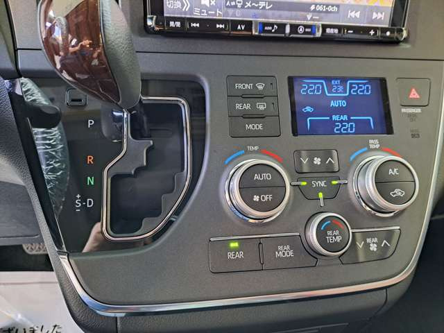 【諸費用コミ】:逆輸入車/並行車/アメ車専門店 2019年 米国トヨタ シエナ 3.5 V6 リミテッド ベージュ革 ツインムー_画像の続きは「車両情報」からチェック