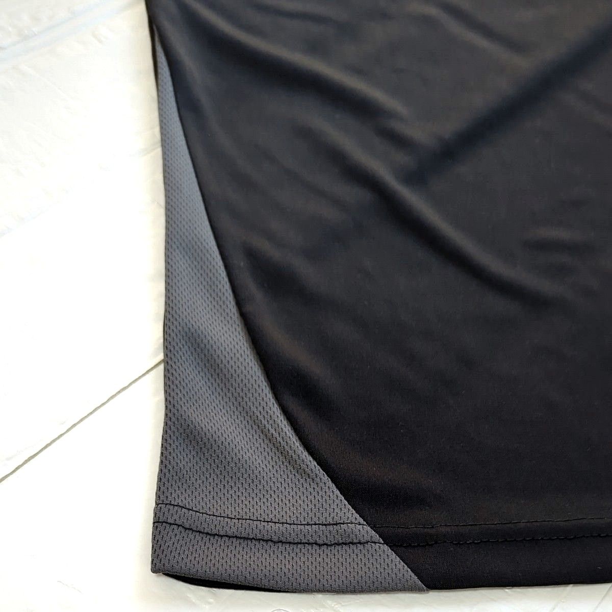 【新品】タグつき　Kaepa　ケイパ　メッシュ長袖Tシャツ　スポーツウェア　メンズ　サイズL　ブラック　UV対策　吸水速乾　通気性