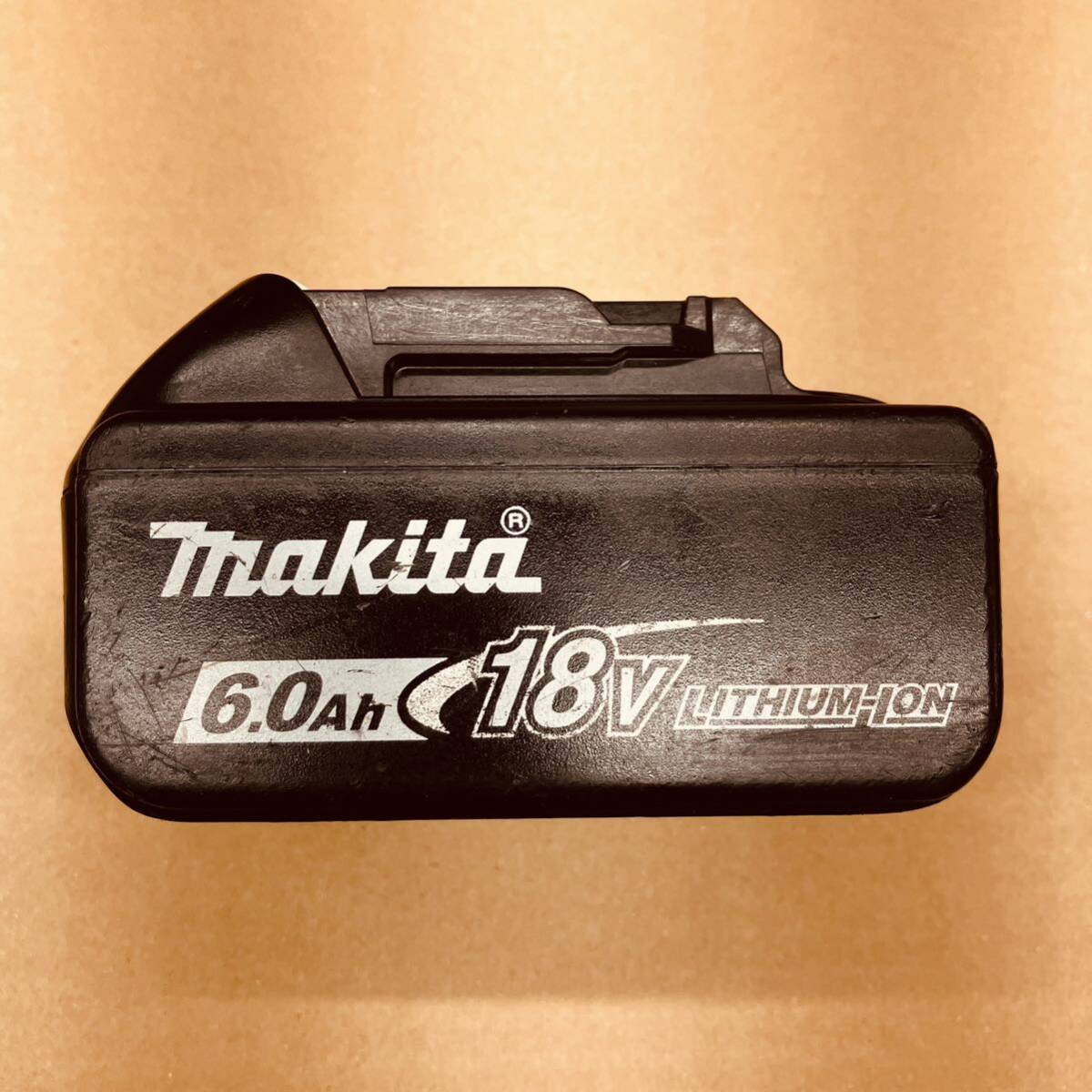246 中古 純正品 マキタ 充電池 18V 6.0Ah BL1860B リチウムイオン バッテリー makita
