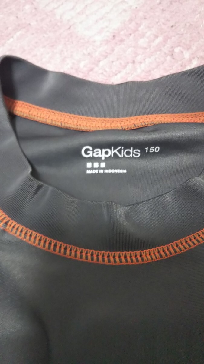 ◆送料無料◆GapKids 半袖 ラッシュガード 150cm 