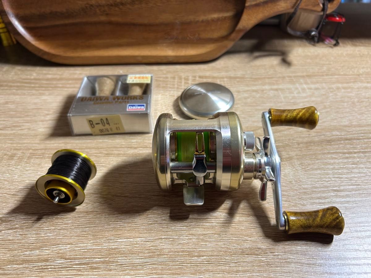 中古 ダイワ ミリオネア CV-Z 103L 外部調整ダイヤル 103予備 中古 ダイワ ミリオネア CV-Z 103L 外部調整ダイヤル 103予備